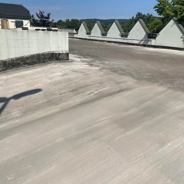 ? Trilux Sanierung?
In Woche 3 ging es etwas ruh ...