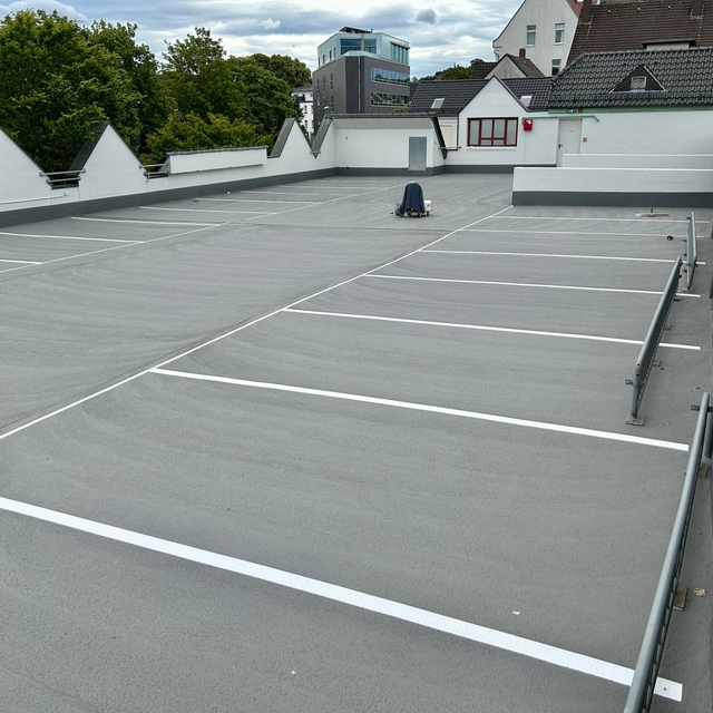    Neheim: Sanierung Trilux Parkaus
Wir hatten ...