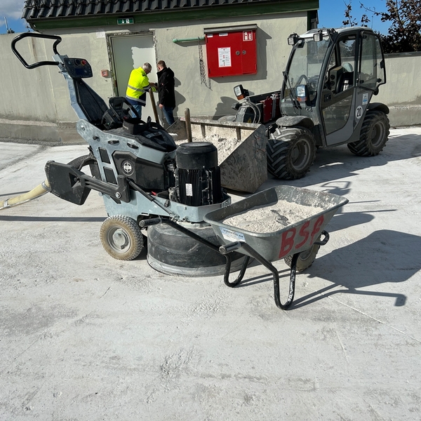 ? Gute Nachrichten aus Neheim! Im Trilux-Parkhaus  ...